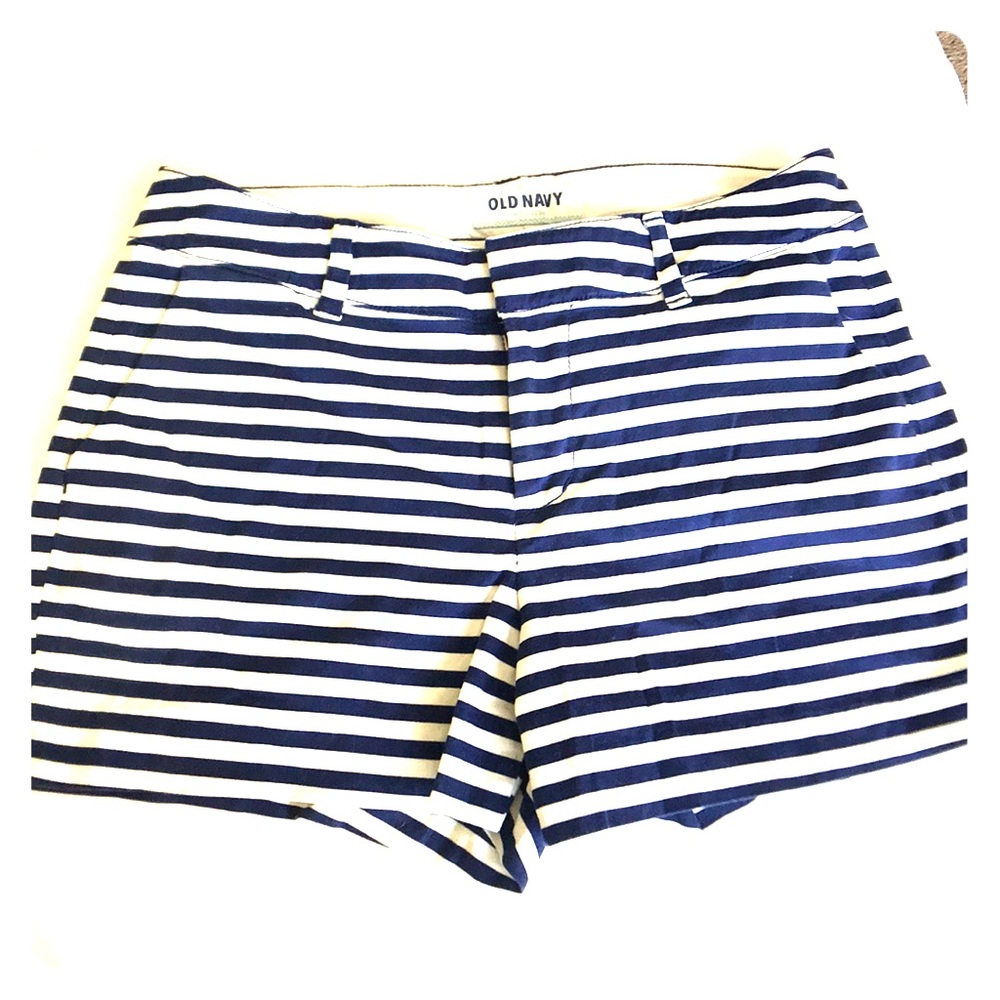 Navy striped short